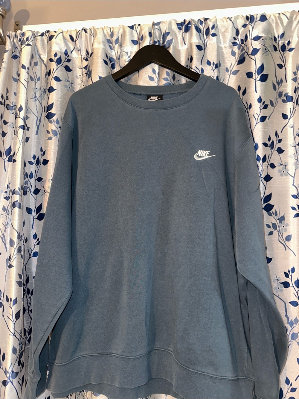 Nike Men’s Crewneck Sweatshirt Blue with White Logo